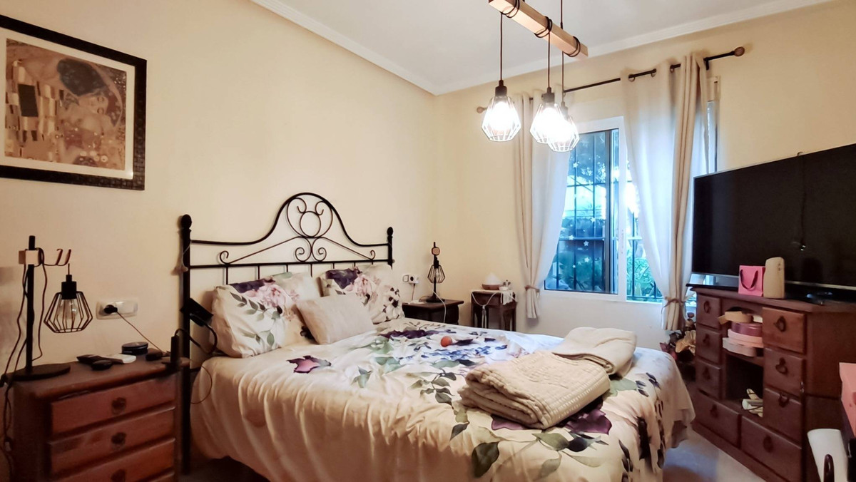 2 Bed Townhouse for sale in Torrevieja Costa Blanca, Alicante, Spain