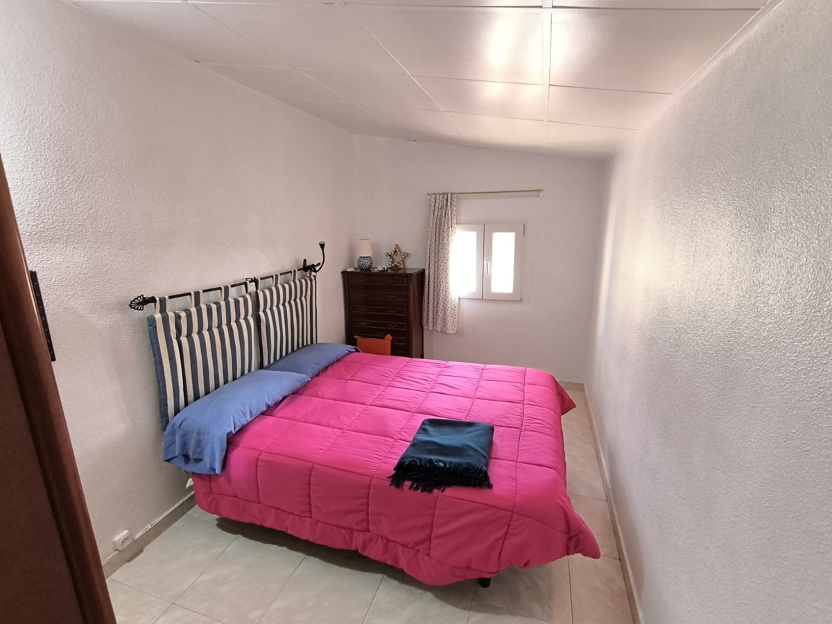Se vende Villa - Chalet de 6 dormitorios en Costa Calida, Murcia, España