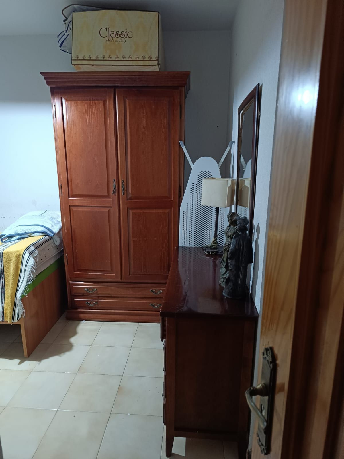 Se vende Apartamento Planta Media de 4 dormitorios en Costa Del Sol, Málaga, España