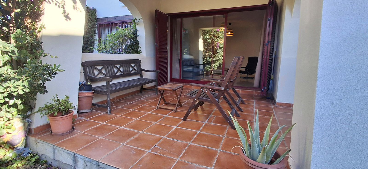 Se vende Apartamento Planta Baja de 2 dormitorios en Costa Del Sol, Málaga, España