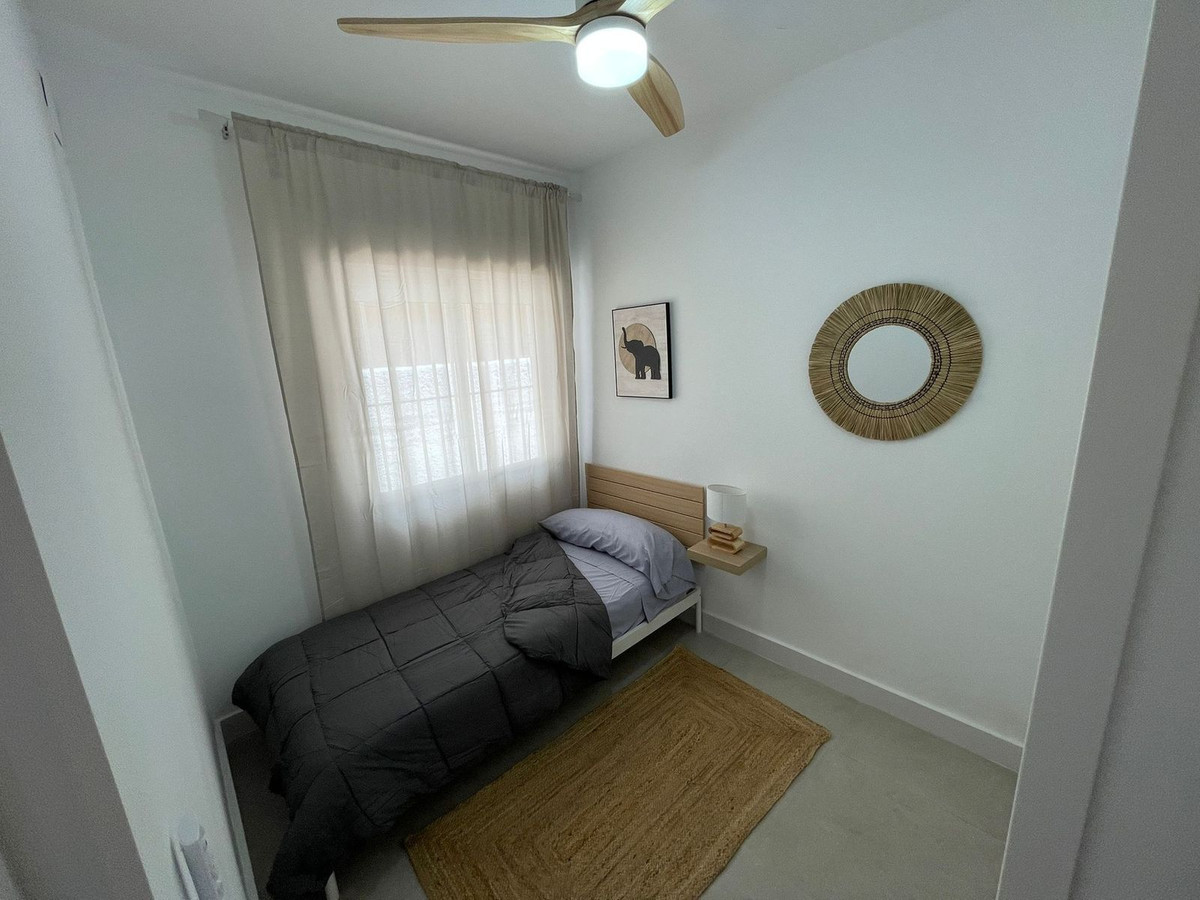 Se vende Villa - Chalet de 20 dormitorios en Costa Del Sol East, Málaga, España