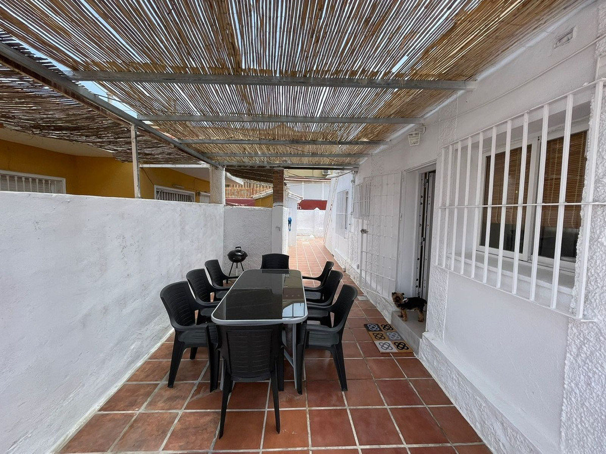 Se vende Villa - Chalet de 20 dormitorios en Costa Del Sol East, Málaga, España