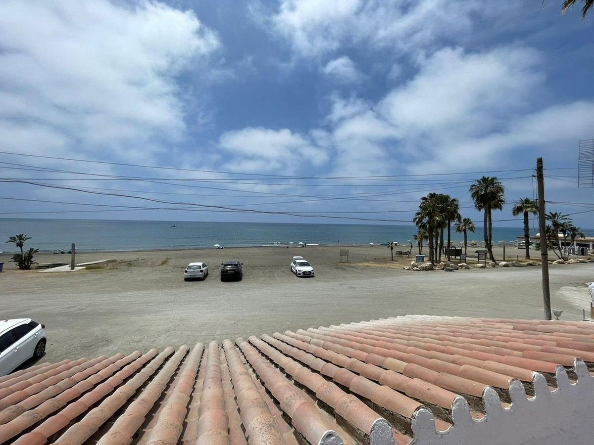 Se vende Villa - Chalet de 20 dormitorios en Costa Del Sol East, Málaga, España