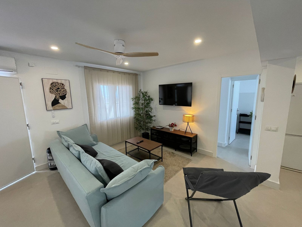 Se vende Villa - Chalet de 20 dormitorios en Costa Del Sol East, Málaga, España