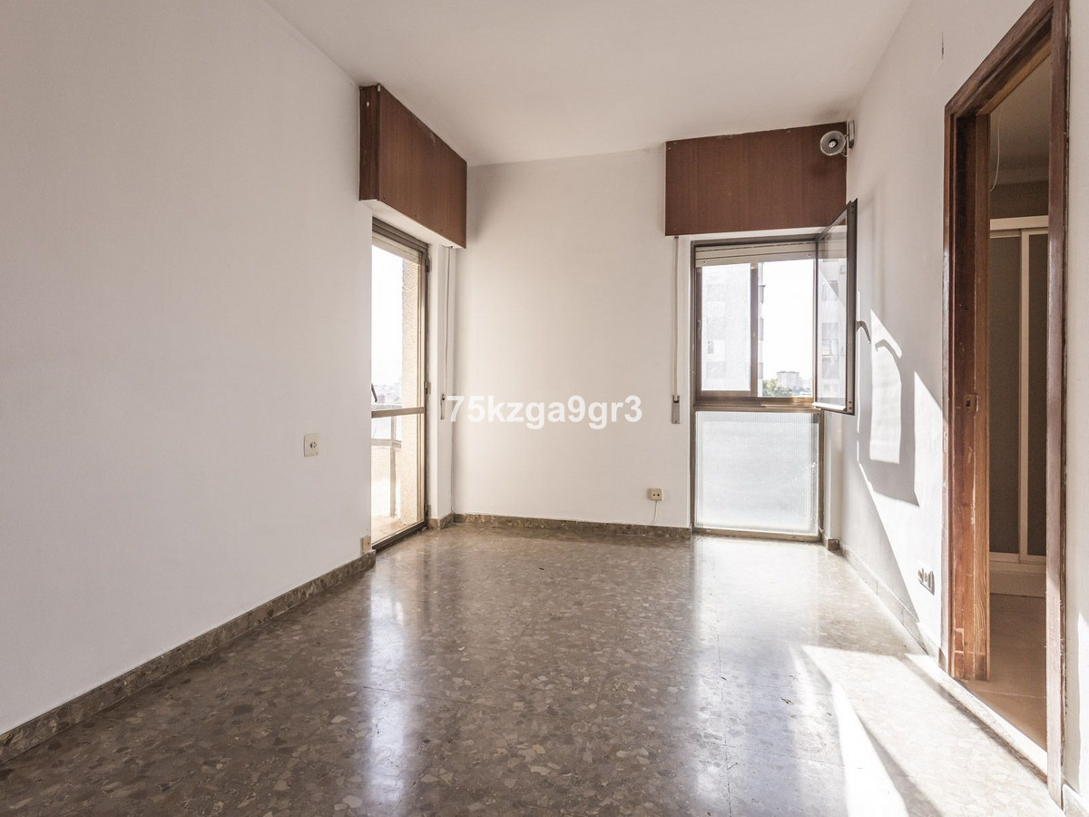 5 Bed Apartment for sale in Málaga Costa Del Sol, Málaga, Spain