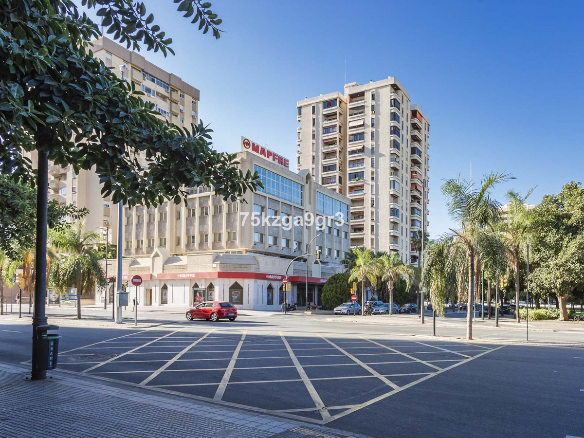 5 Bed Apartment for sale in Málaga Costa Del Sol, Málaga, Spain