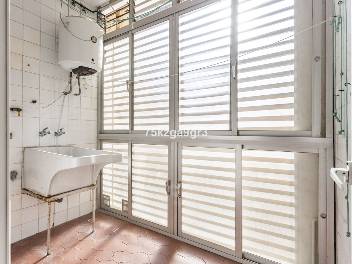 5 Bed Apartment for sale in Málaga Costa Del Sol, Málaga, Spain