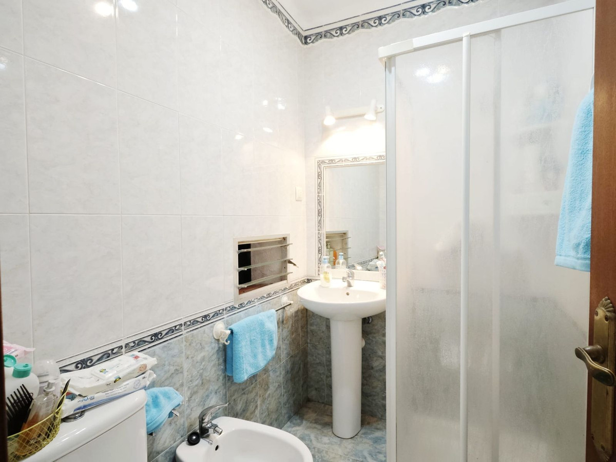 2 Bed Apartment for sale in Manilva Costa Del Sol, Málaga, Spain