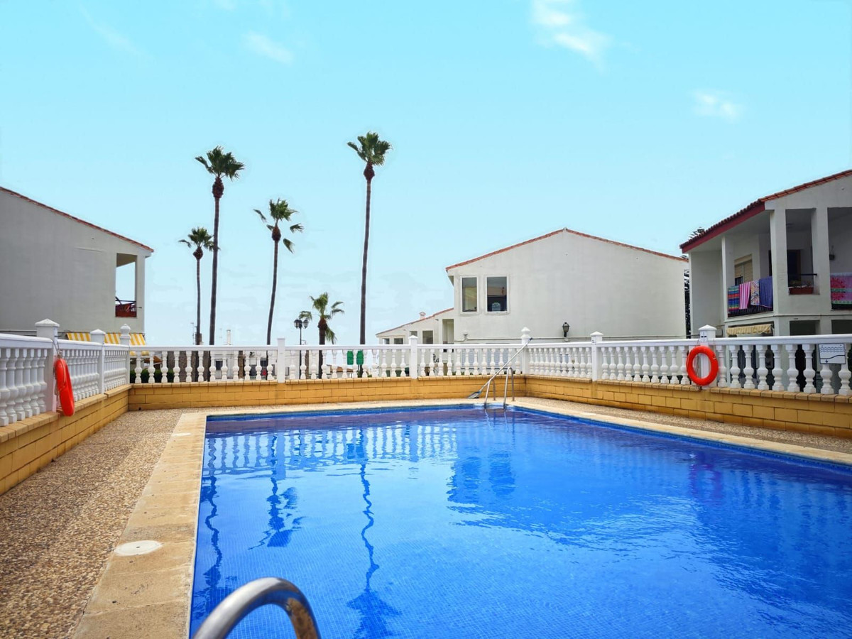 2 Bed Apartment for sale in Manilva Costa Del Sol, Málaga, Spain