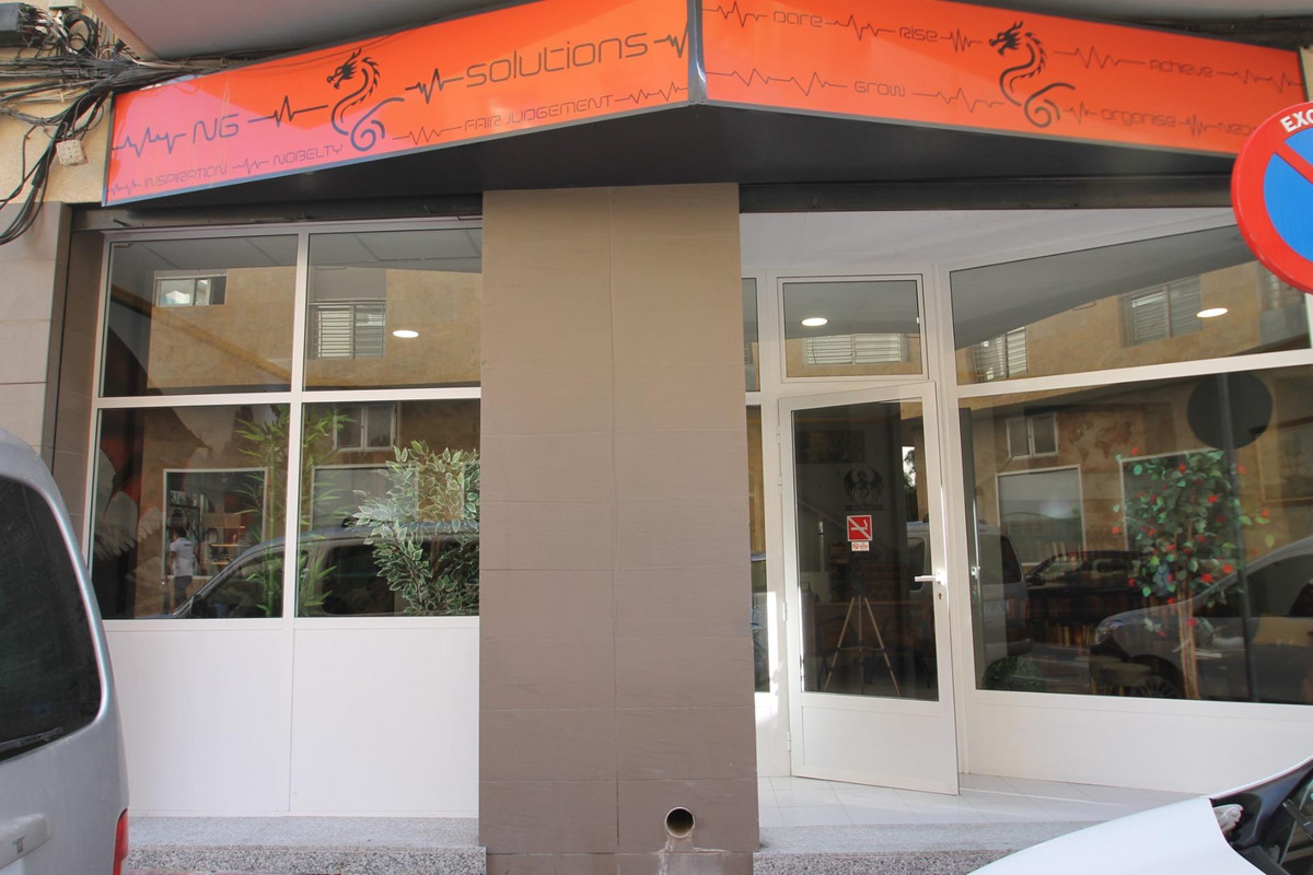 3 Bed Commercial unit for sale in Torrevieja Costa Blanca, Alicante, Spain