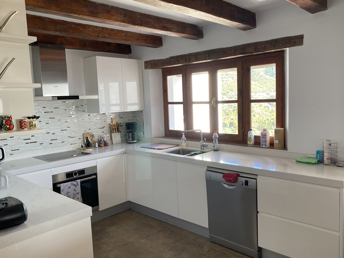 4 Bed Townhouse for sale in Mijas Costa Del Sol, Málaga, Spain