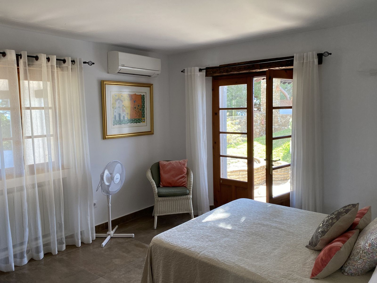 4 Bed Townhouse for sale in Mijas Costa Del Sol, Málaga, Spain