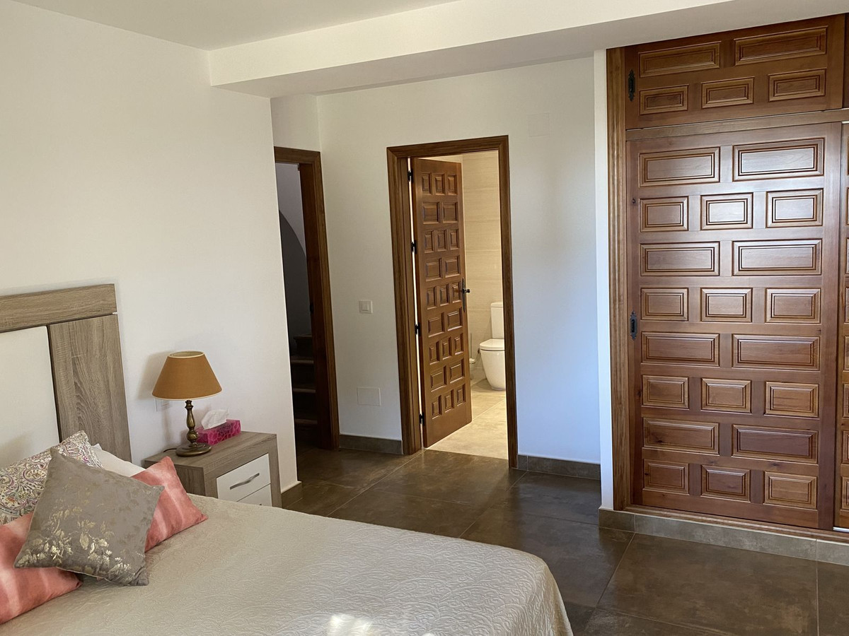 4 Bed Townhouse for sale in Mijas Costa Del Sol, Málaga, Spain