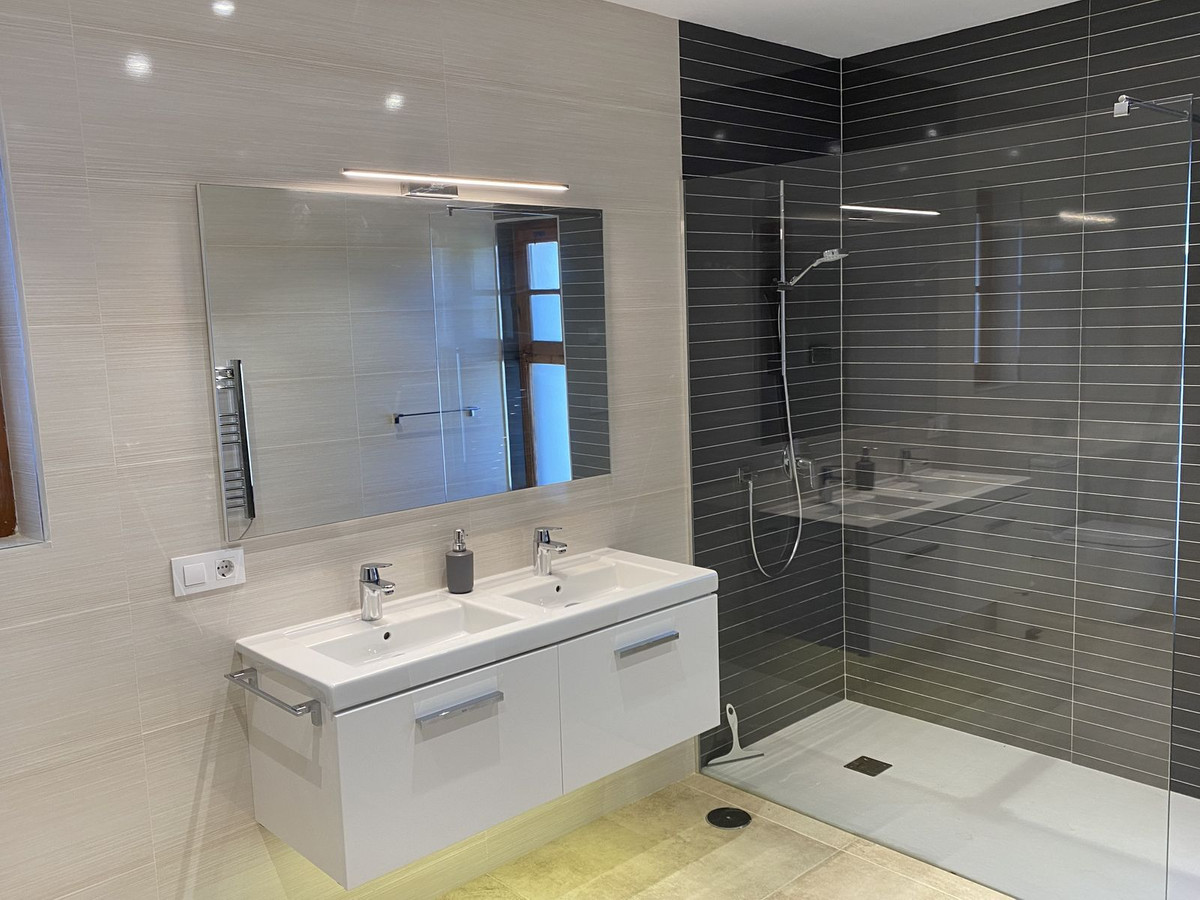 4 Bed Townhouse for sale in Mijas Costa Del Sol, Málaga, Spain