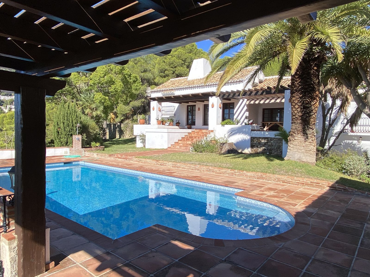 4 Bed Townhouse for sale in Mijas Costa Del Sol, Málaga, Spain