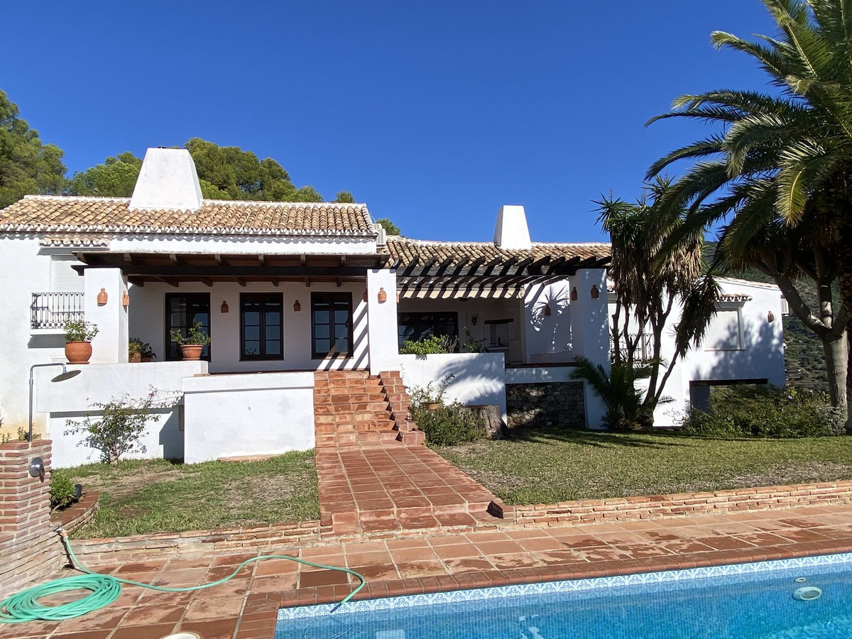 4 Bed Townhouse for sale in Mijas Costa Del Sol, Málaga, Spain
