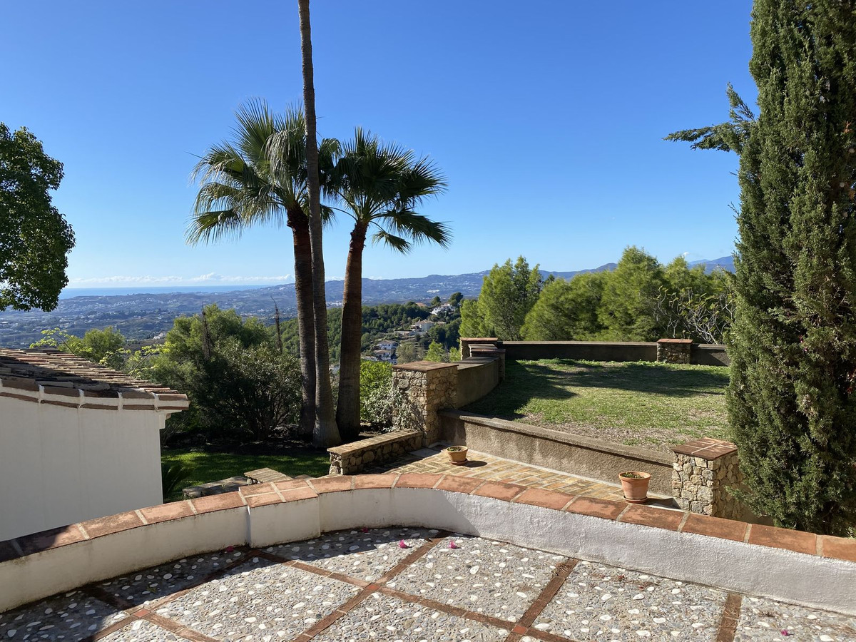 4 Bed Townhouse for sale in Mijas Costa Del Sol, Málaga, Spain
