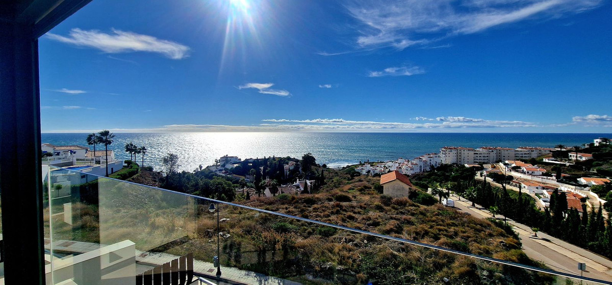 3 Bed Townhouse for sale in Torrox Costa Costa Del Sol East, Málaga, Spain