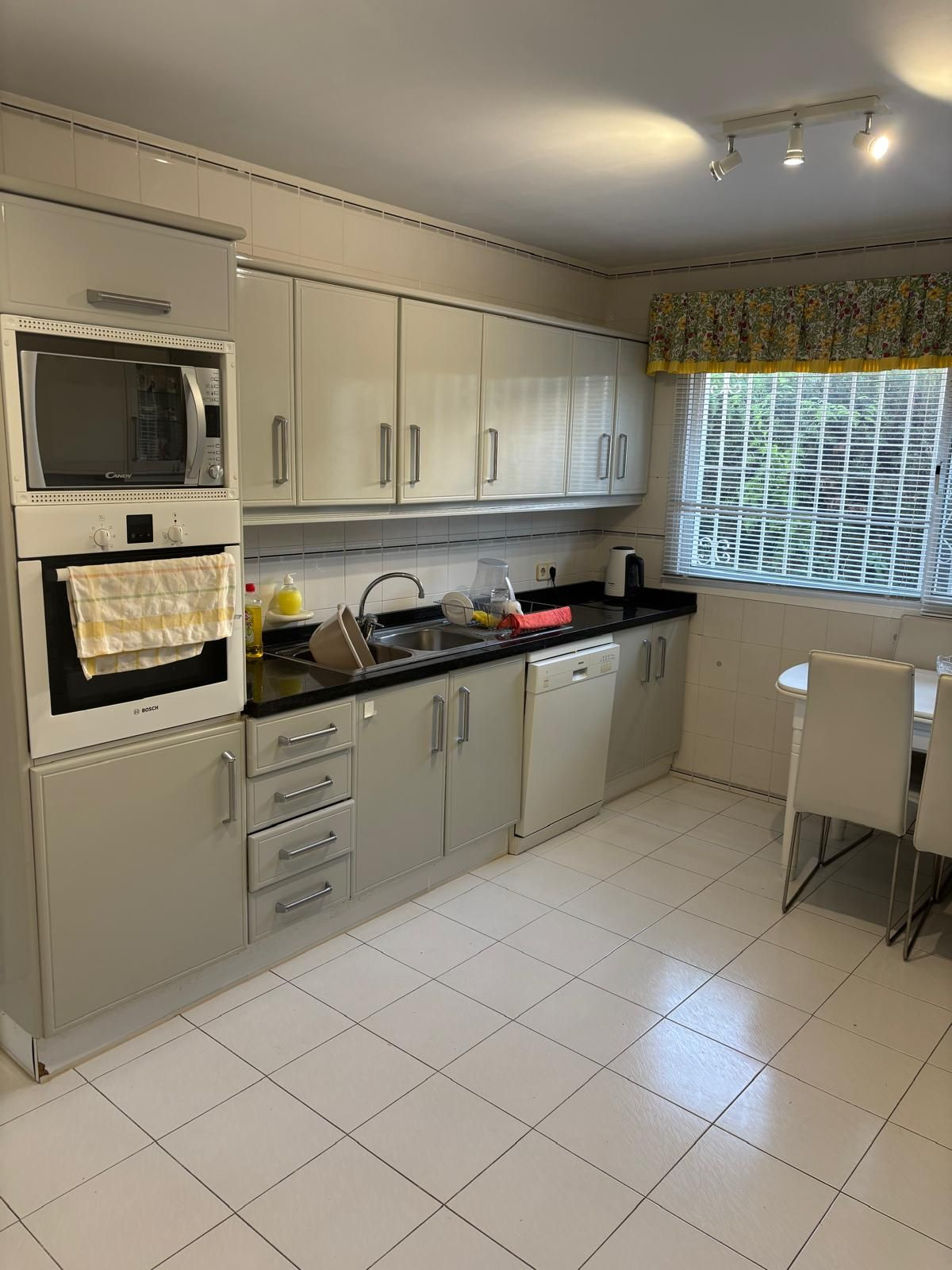 4 Bed Townhouse for sale in El Paraiso Costa Del Sol, Málaga, Spain