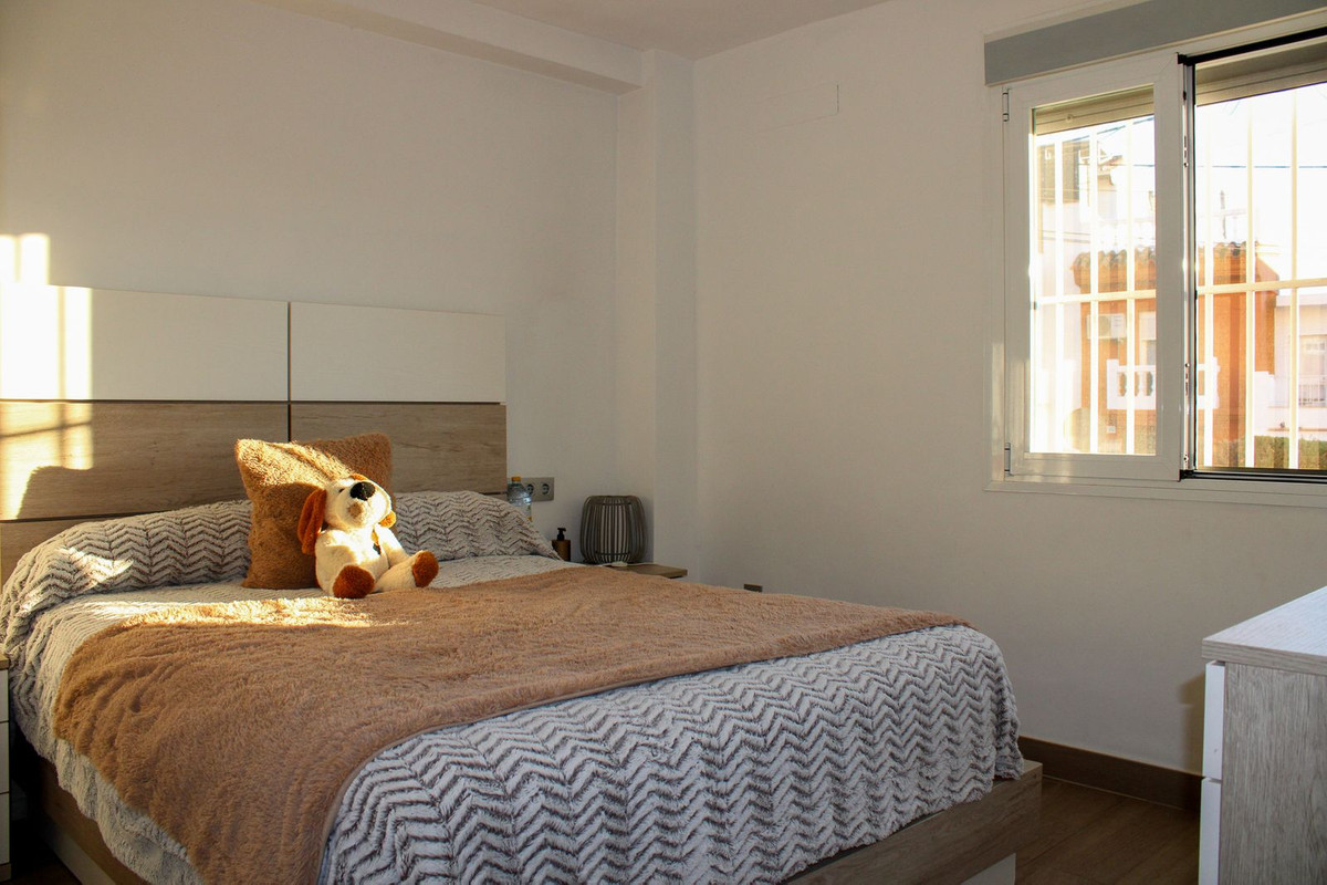 Se vende Apartamento Planta Media de 3 dormitorios en Málaga Ciudad, Málaga, España