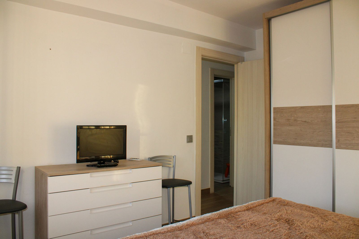 Se vende Apartamento Planta Media de 3 dormitorios en Málaga Ciudad, Málaga, España