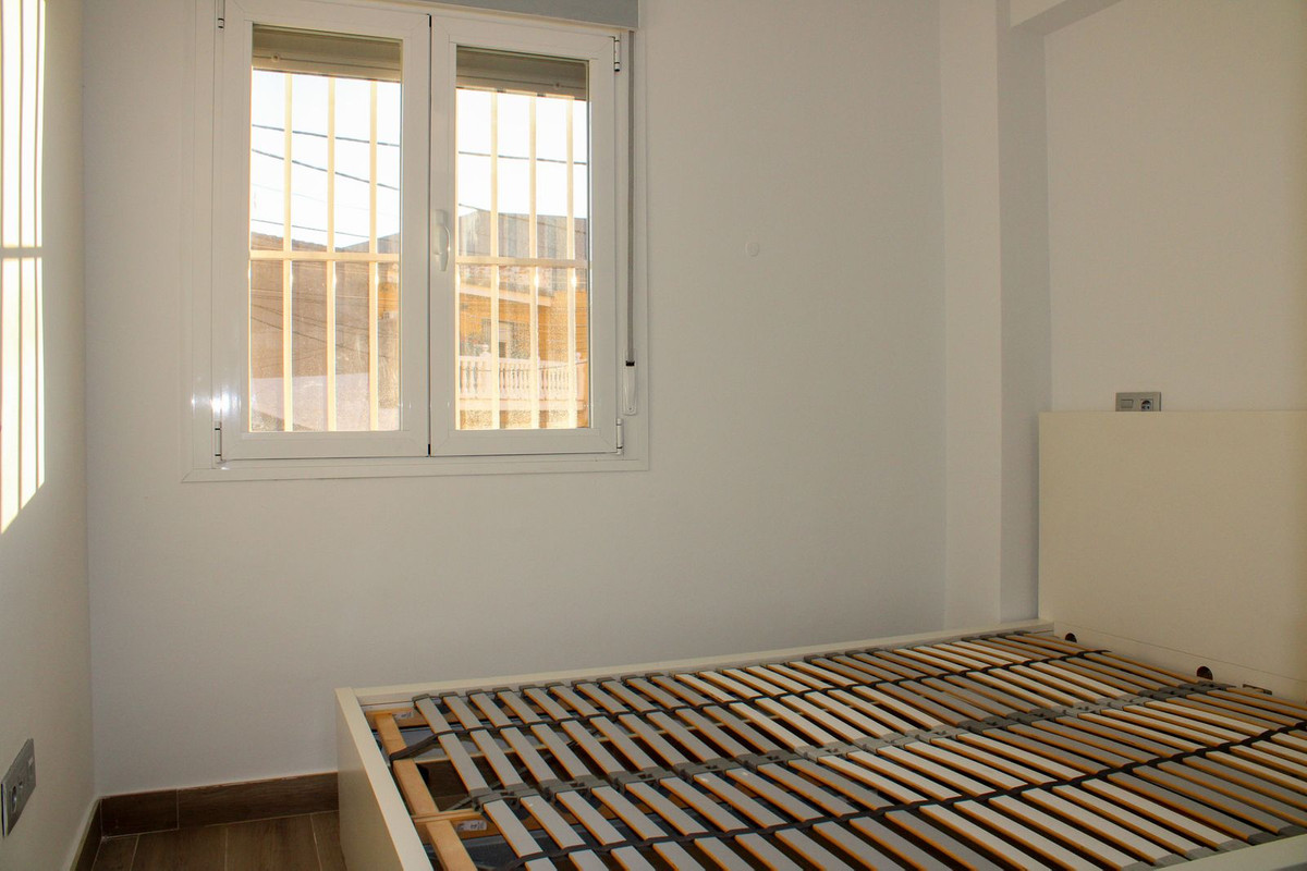 Se vende Apartamento Planta Media de 3 dormitorios en Málaga Ciudad, Málaga, España