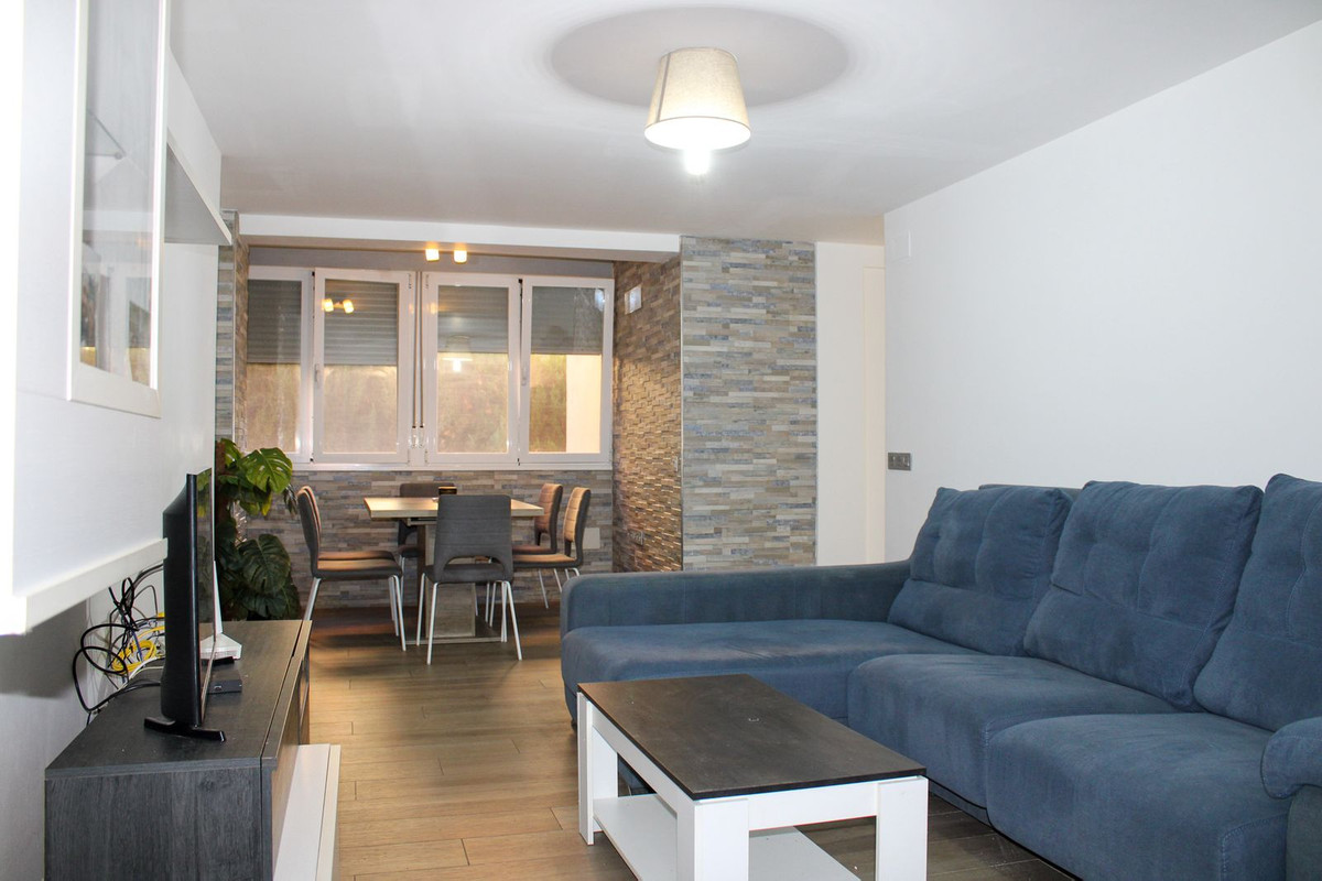 Se vende Apartamento Planta Media de 3 dormitorios en Málaga Ciudad, Málaga, España