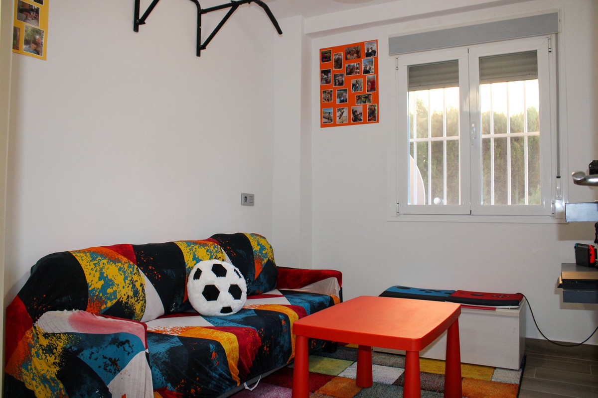 Se vende Apartamento Planta Media de 3 dormitorios en Málaga Ciudad, Málaga, España