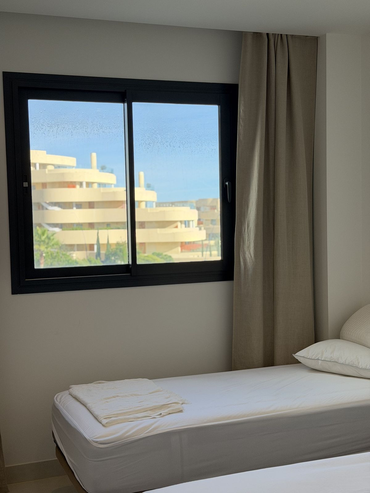 2 Bed Apartment for sale in Higueron Costa Del Sol, Málaga, Spain