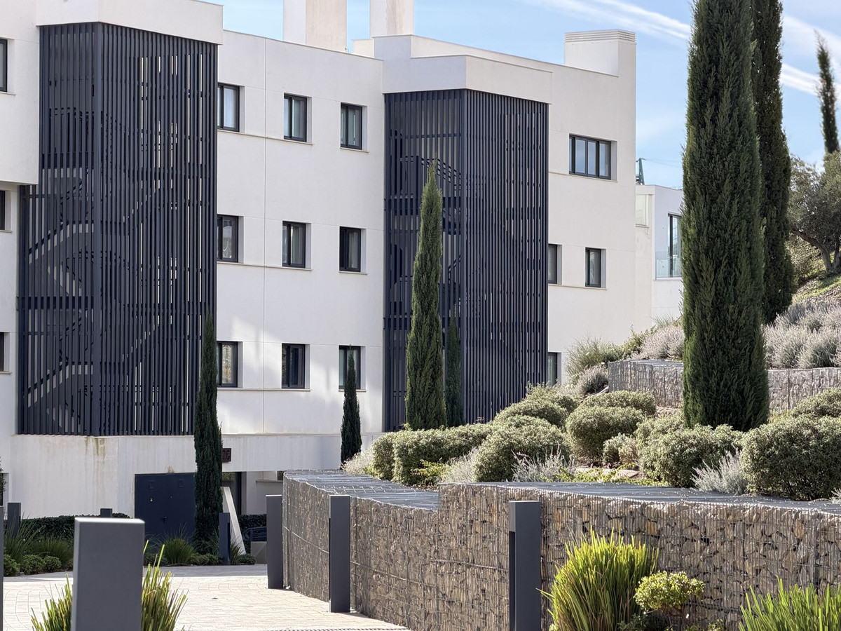 2 Bed Apartment for sale in Higueron Costa Del Sol, Málaga, Spain