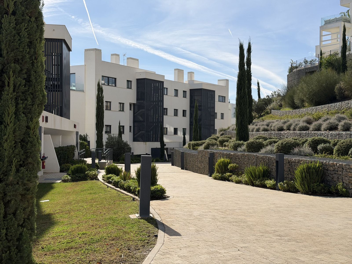 2 Bed Apartment for sale in Higueron Costa Del Sol, Málaga, Spain