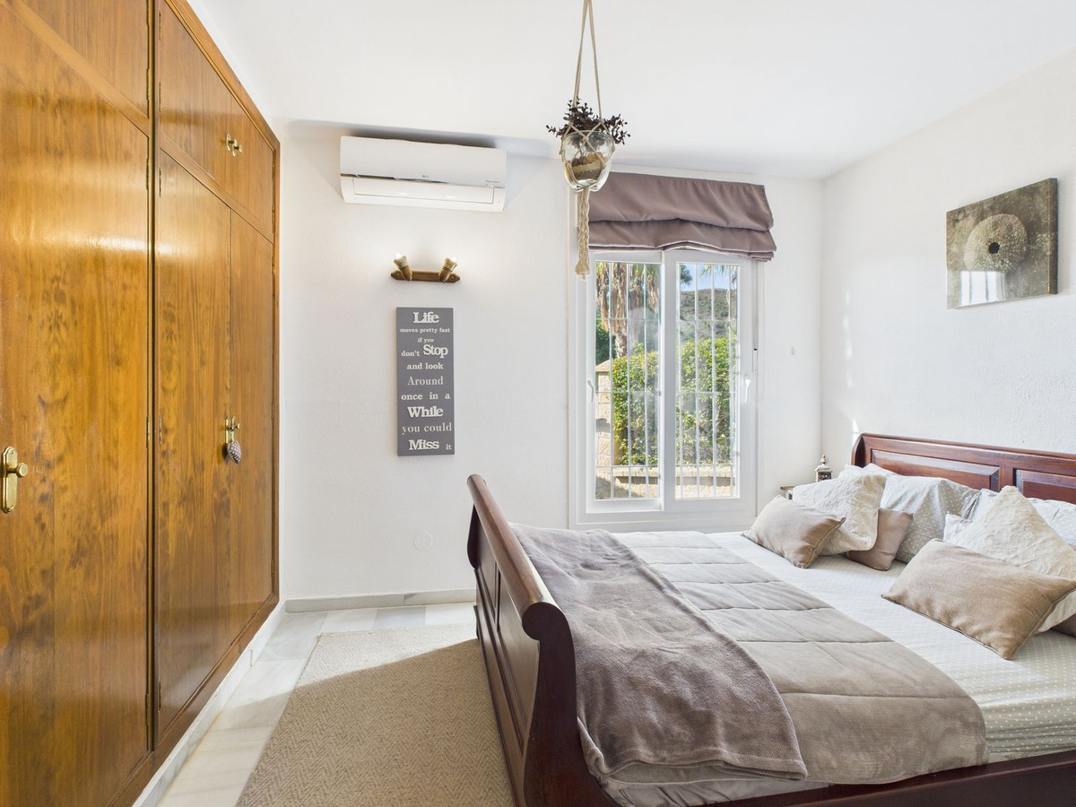 4 Bed Townhouse for sale in Estepona Costa Del Sol, Málaga, Spain