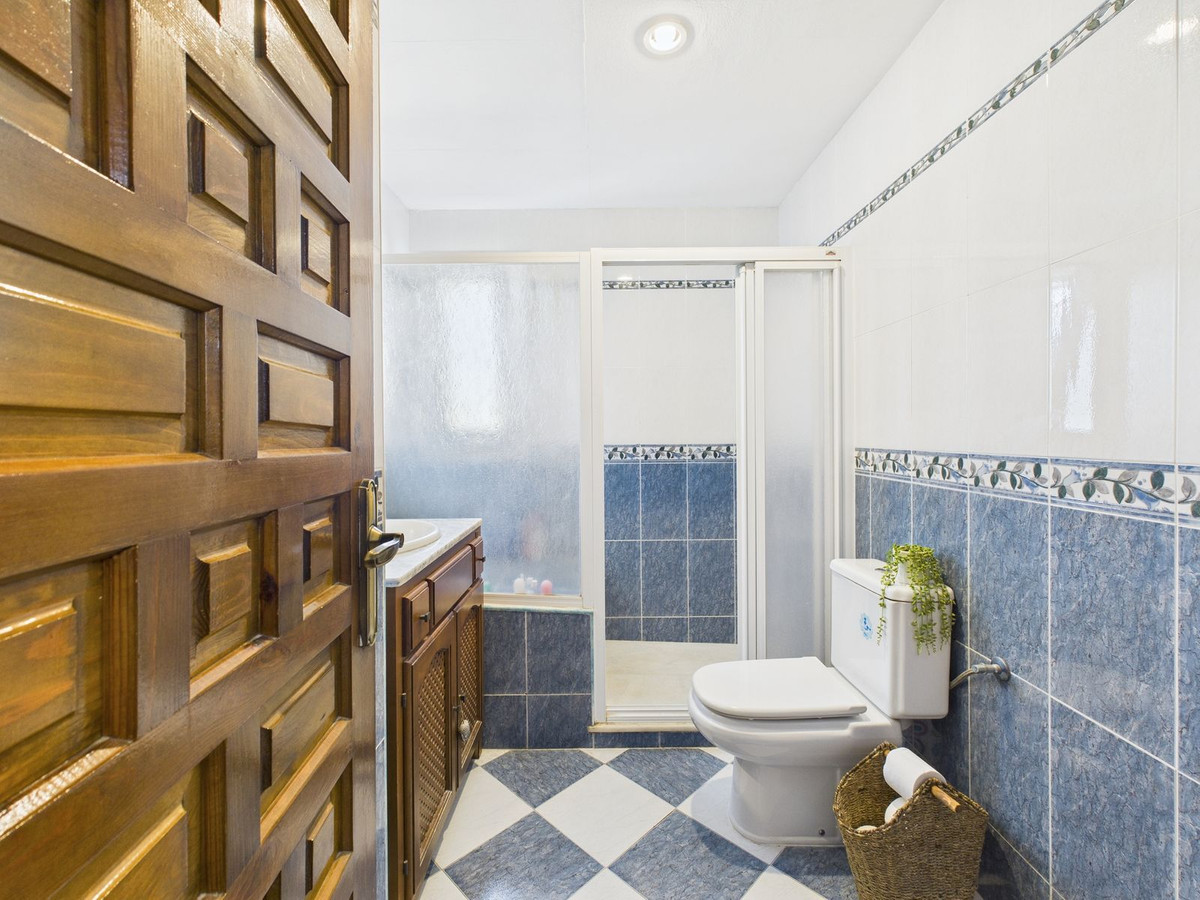 4 Bed Townhouse for sale in Estepona Costa Del Sol, Málaga, Spain