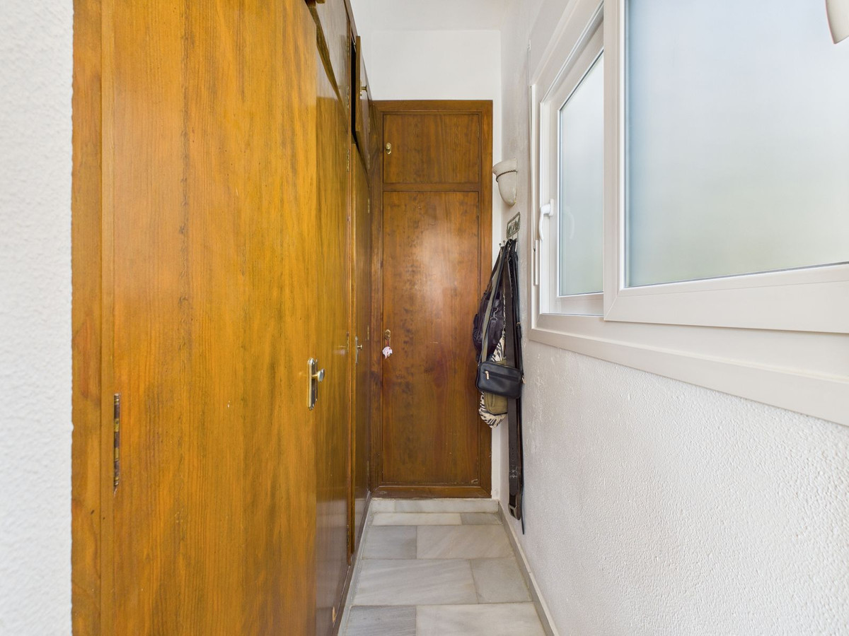 4 Bed Townhouse for sale in Estepona Costa Del Sol, Málaga, Spain