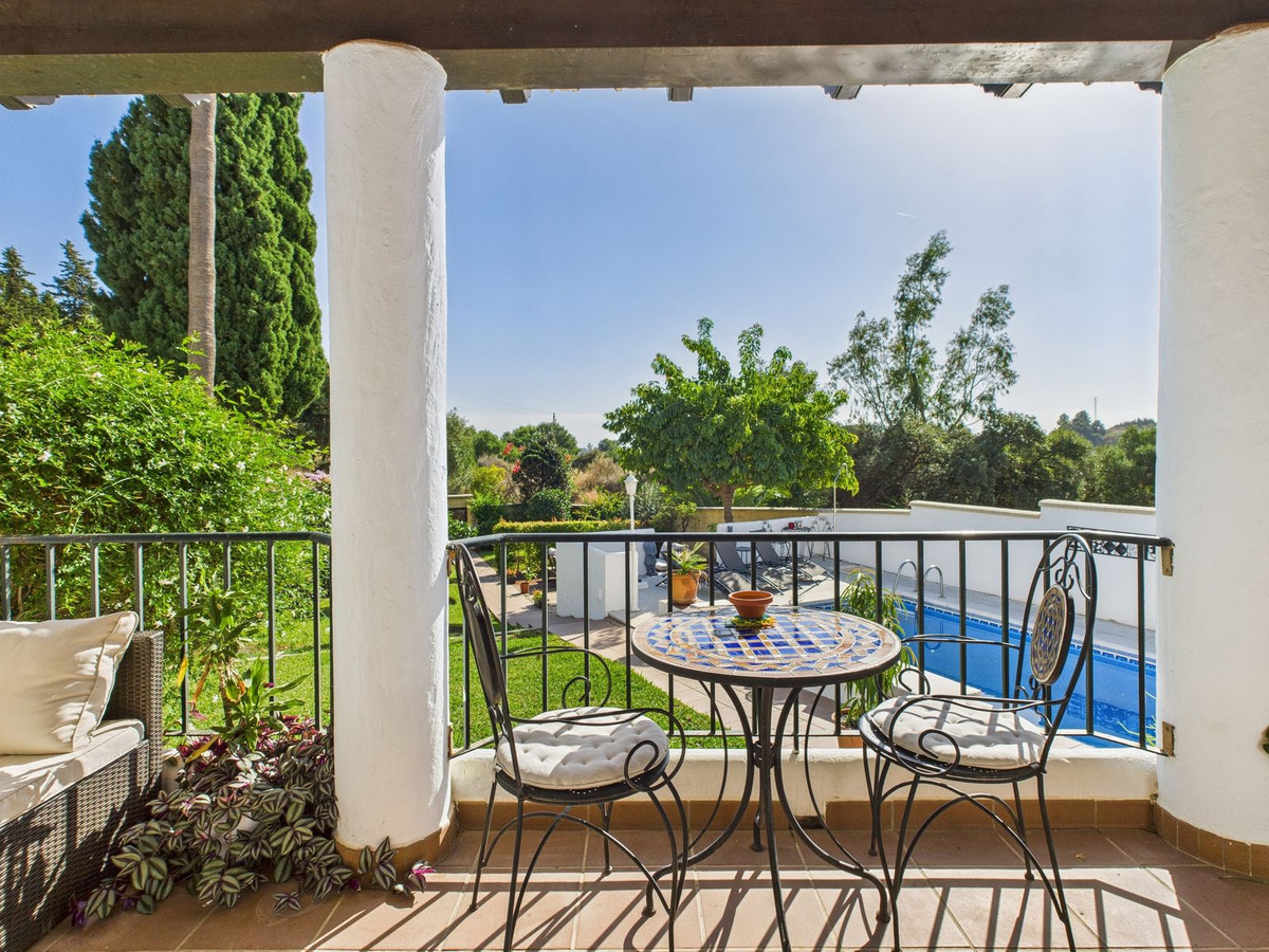 4 Bed Townhouse for sale in Estepona Costa Del Sol, Málaga, Spain