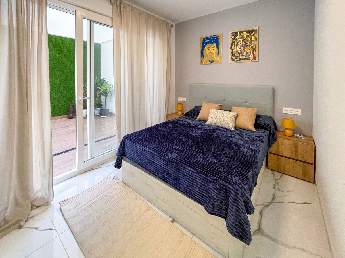 2 Bed Apartment for sale in Torrevieja Costa Blanca, Alicante, Spain