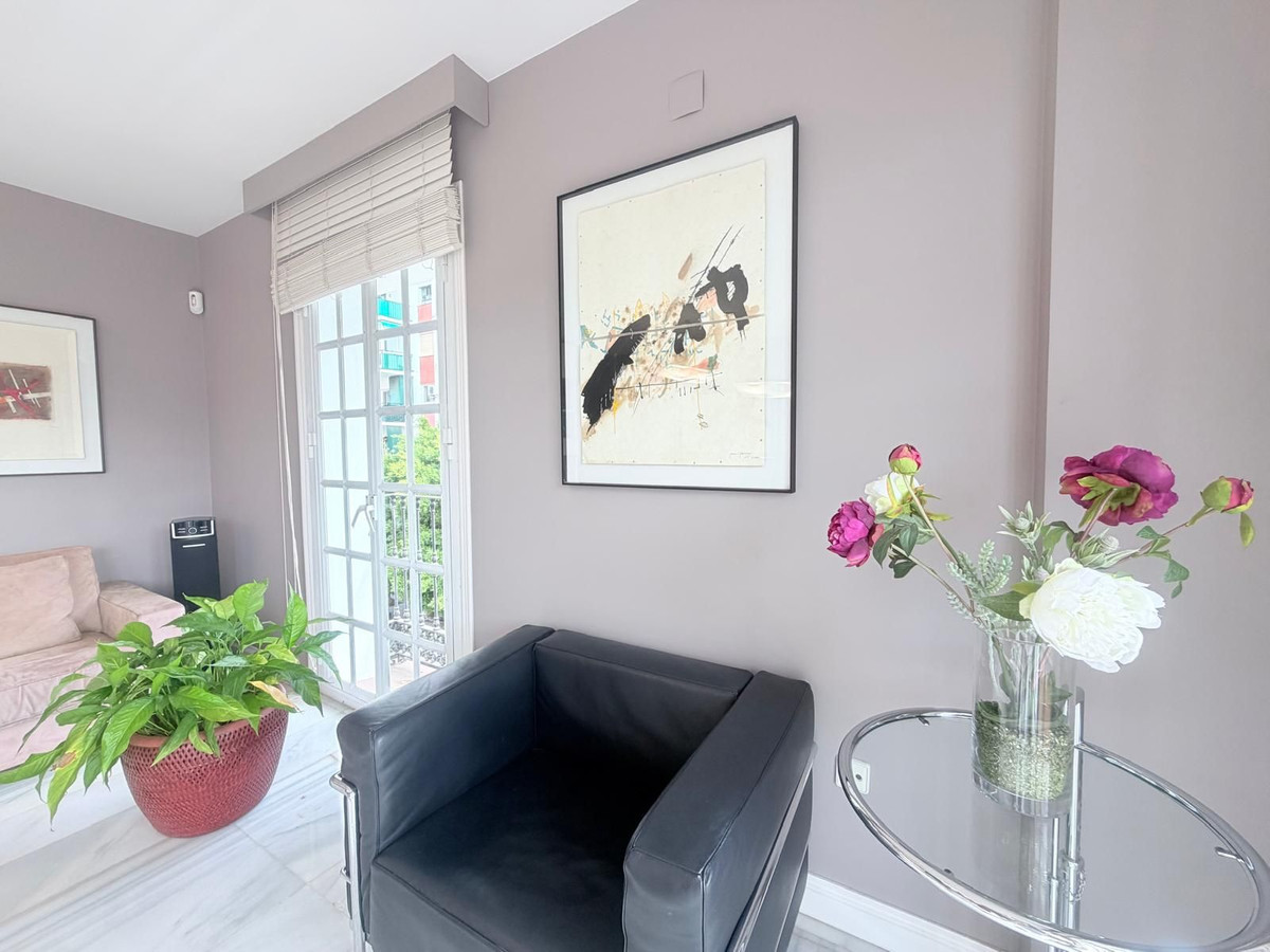 3 Bed Apartment for sale in Marbella Costa Del Sol, Málaga, Spain