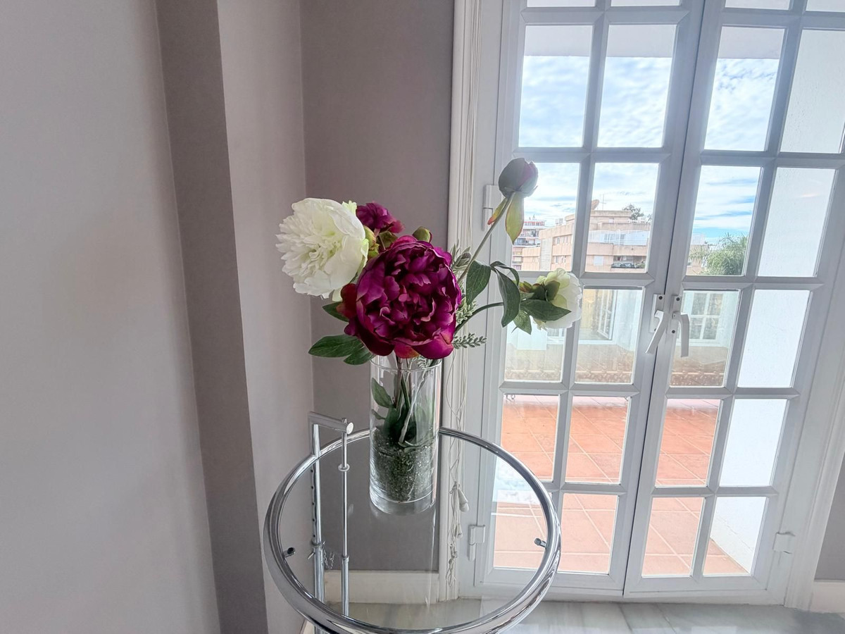 3 Bed Apartment for sale in Marbella Costa Del Sol, Málaga, Spain