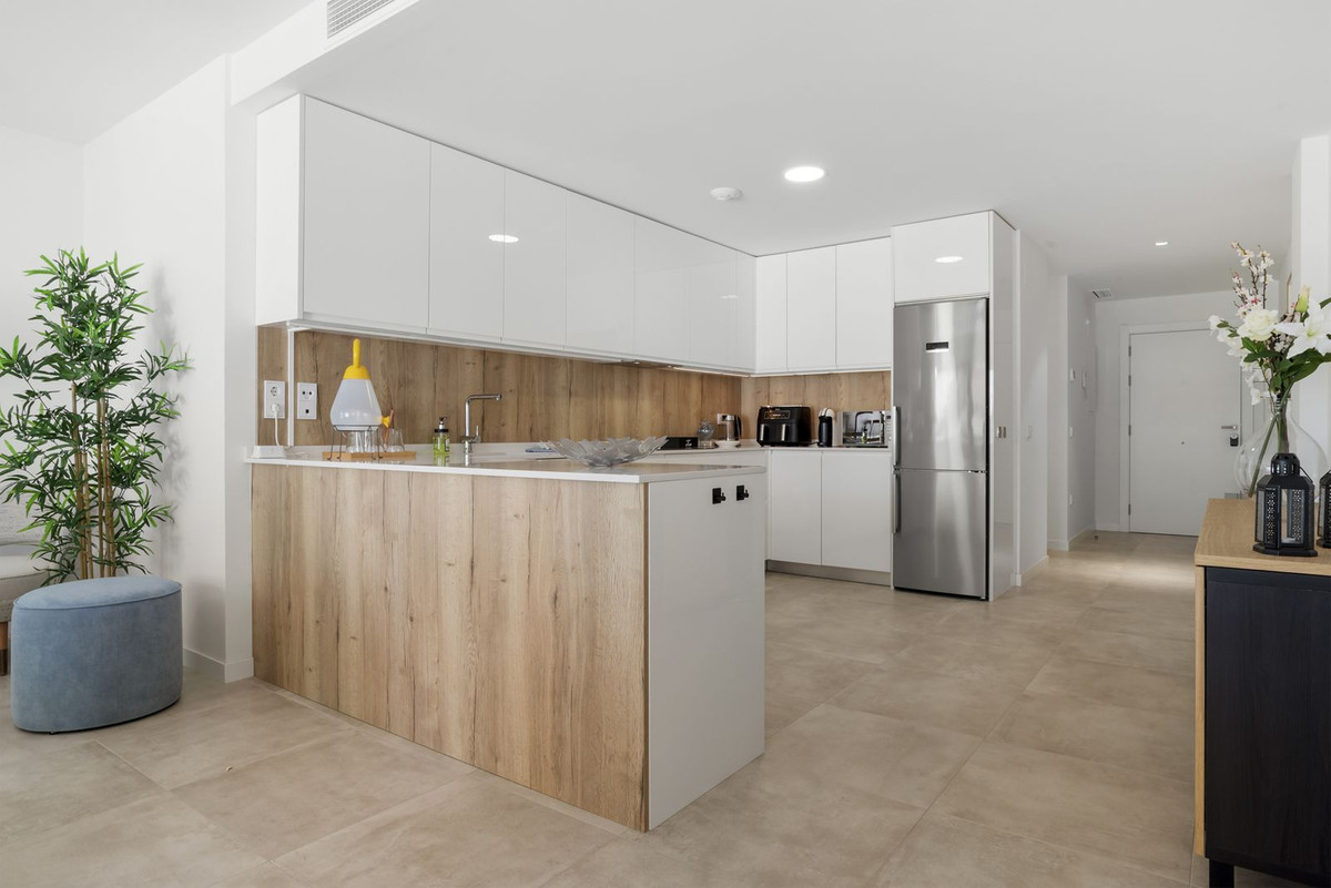 3 Bed Apartment for sale in Estepona Costa Del Sol, Málaga, Spain