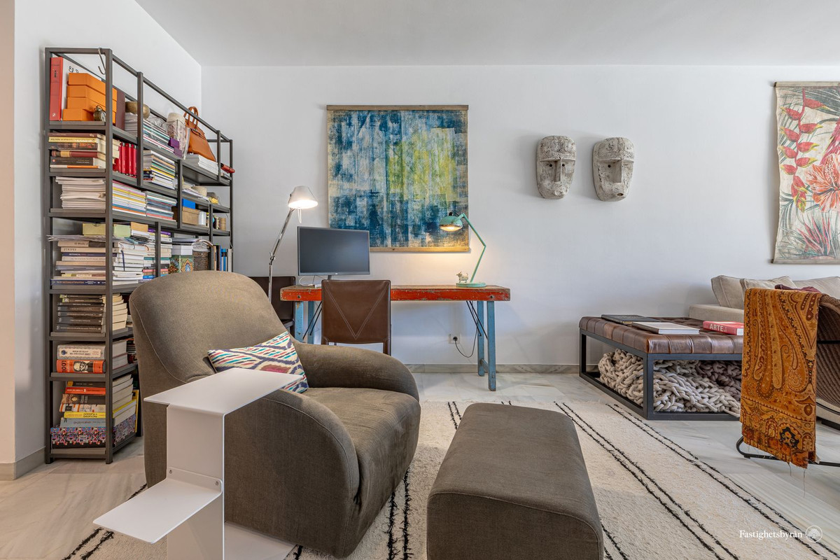 2 Bed Apartment for sale in Estepona Costa Del Sol, Málaga, Spain