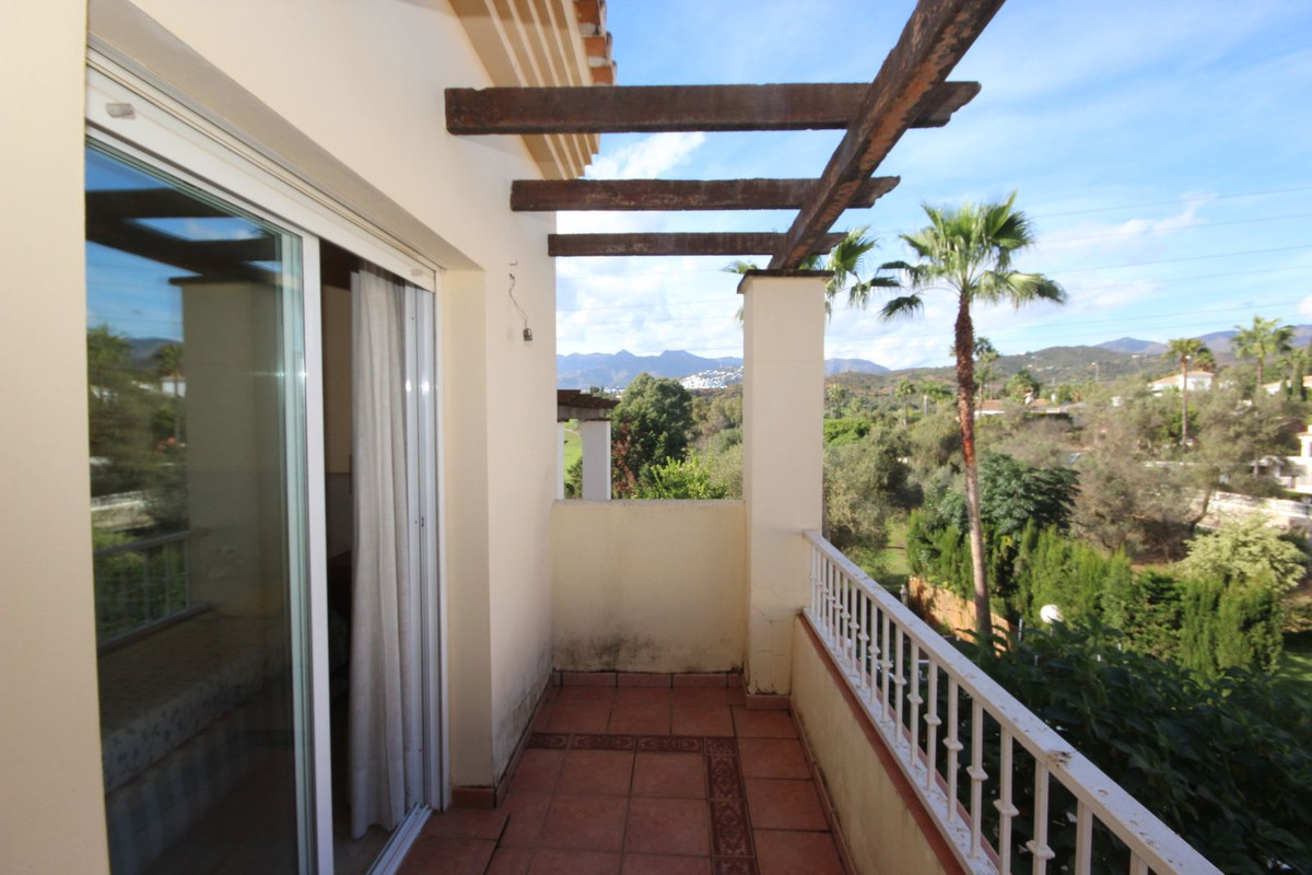 4 Bed Townhouse for sale in El Rosario Costa Del Sol, Málaga, Spain