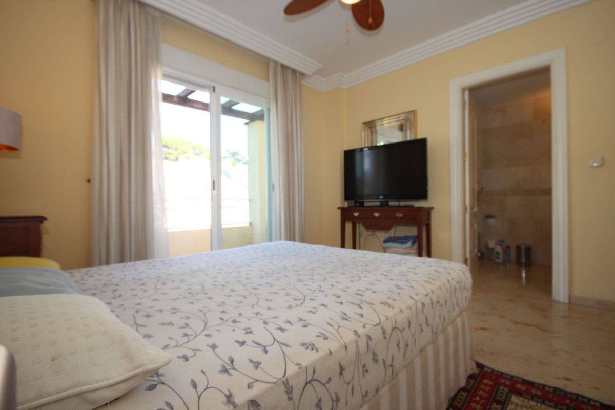 4 Bed Townhouse for sale in El Rosario Costa Del Sol, Málaga, Spain