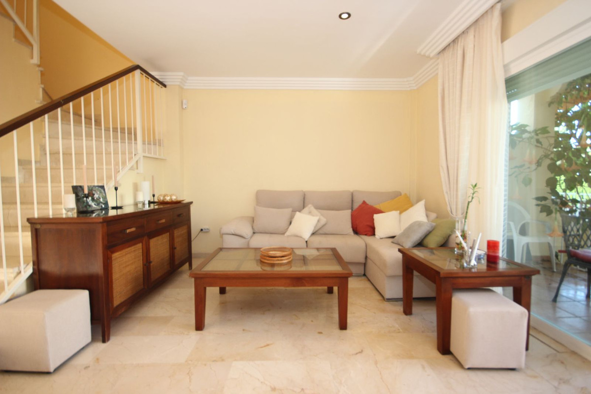 4 Bed Townhouse for sale in El Rosario Costa Del Sol, Málaga, Spain