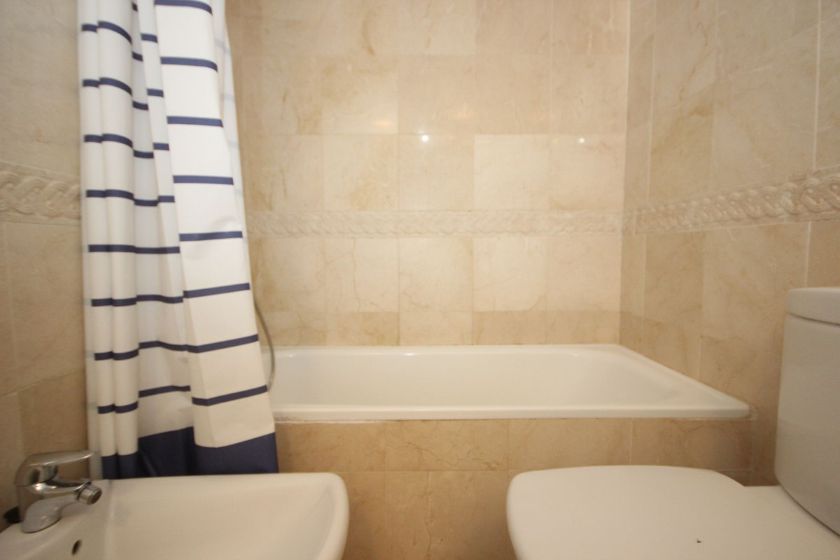 4 Bed Townhouse for sale in El Rosario Costa Del Sol, Málaga, Spain