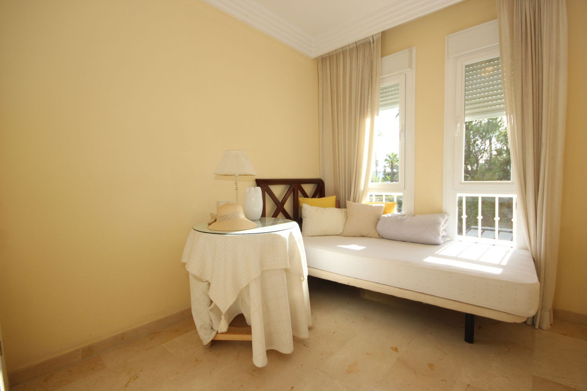 4 Bed Townhouse for sale in El Rosario Costa Del Sol, Málaga, Spain