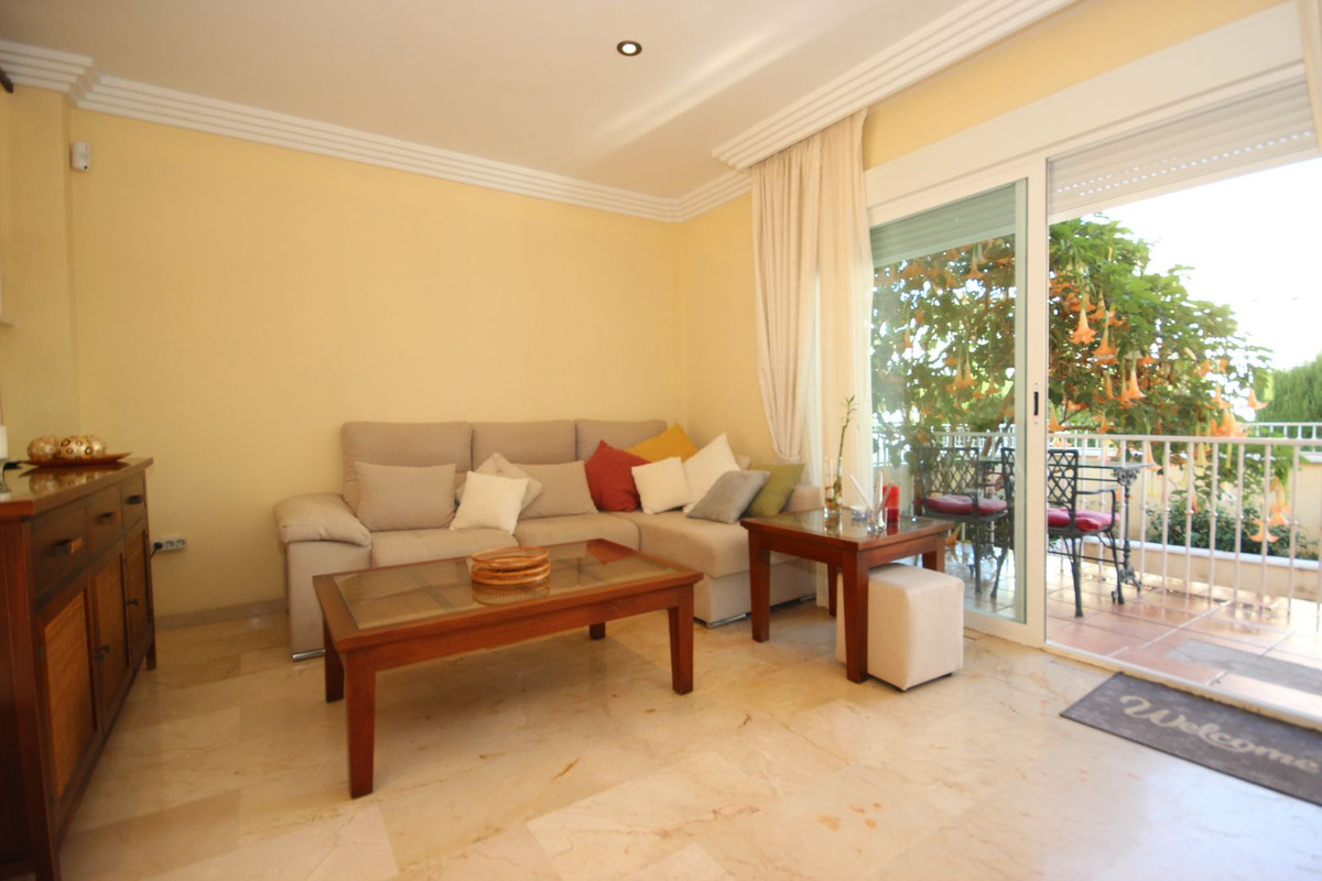 4 Bed Townhouse for sale in El Rosario Costa Del Sol, Málaga, Spain