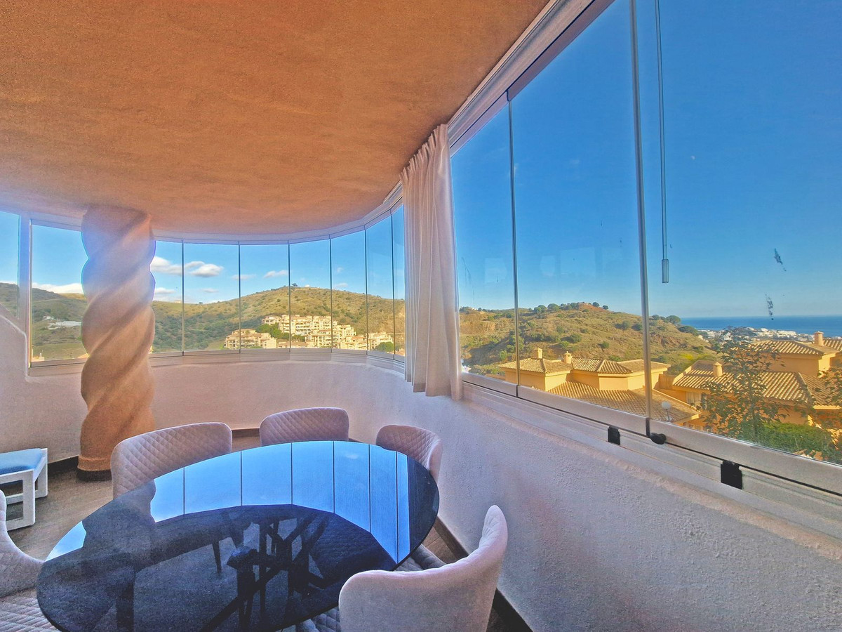 3 Bed Apartment for sale in Calahonda Costa Del Sol, Málaga, Spain