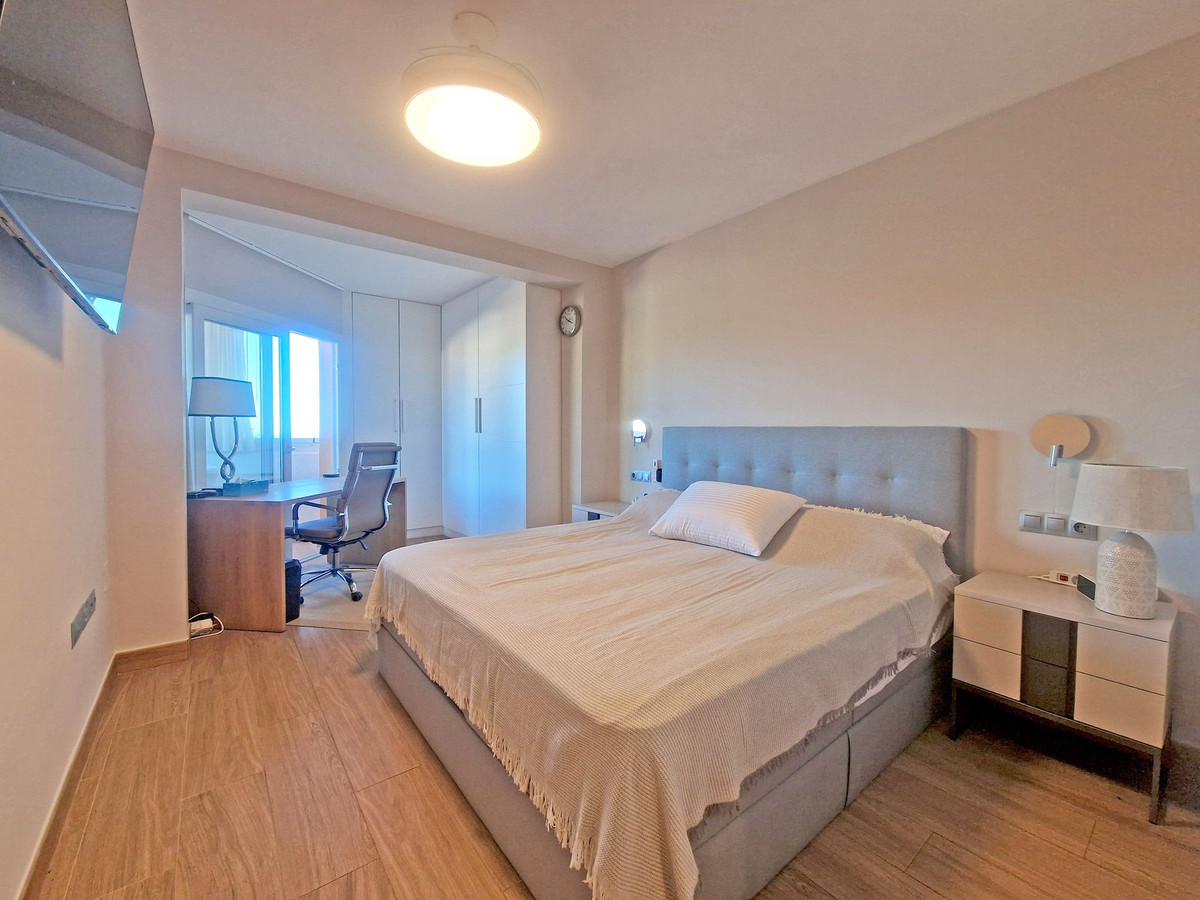 3 Bed Apartment for sale in Calahonda Costa Del Sol, Málaga, Spain