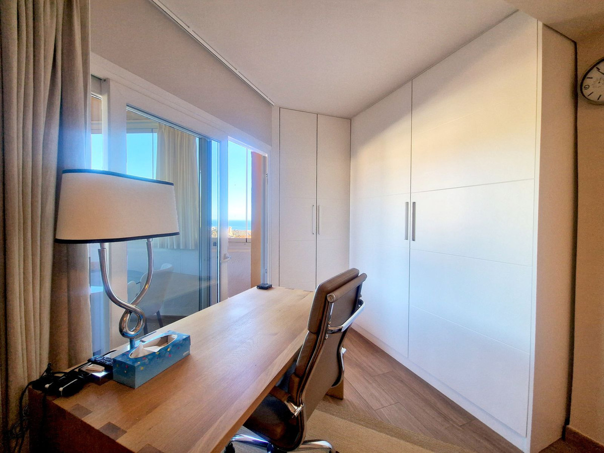 3 Bed Apartment for sale in Calahonda Costa Del Sol, Málaga, Spain