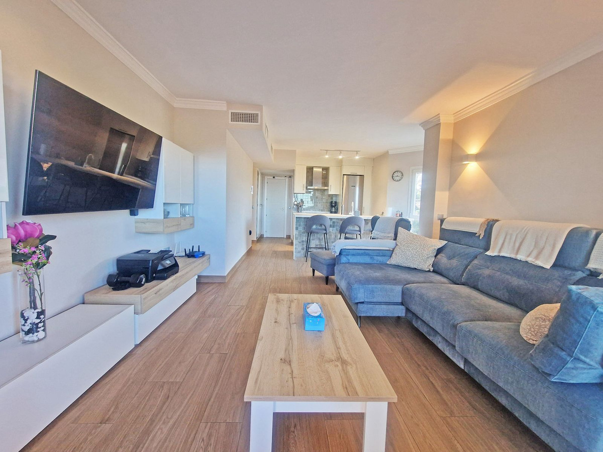 3 Bed Apartment for sale in Calahonda Costa Del Sol, Málaga, Spain